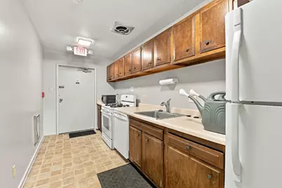 4117 W Rivers Edge Cir #13, Brown Deer, WI 53209 - Photo 25