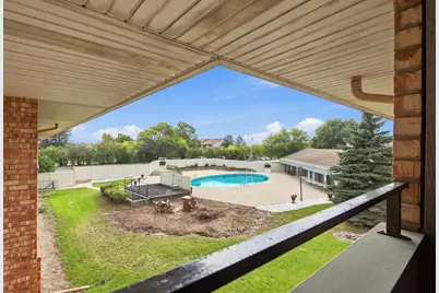 4117 W Rivers Edge Cir #13, Brown Deer, WI 53209 - Photo 17
