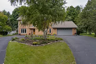 W2628 Copperhead Ln, Lafayette, WI 53121 - Photo 87