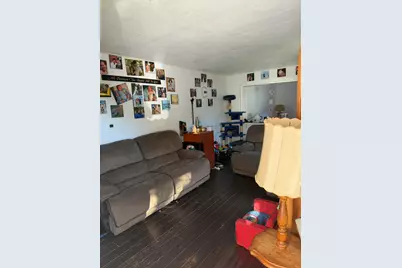 517 N Wisconsin St, Elkhorn, WI 53121 - Photo 3