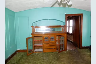 2418 W Hope Ave, Milwaukee, WI 53209 - Photo 3