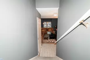 2130 W Good Hope Rd, Glendale, WI 53209 - Photo 17