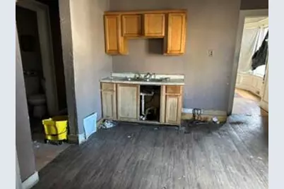 2878 N 35th St, Milwaukee, WI 53210 - Photo 3
