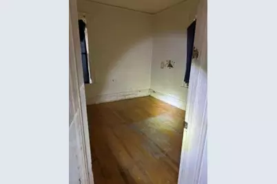 2878 N 35th St, Milwaukee, WI 53210 - Photo 5