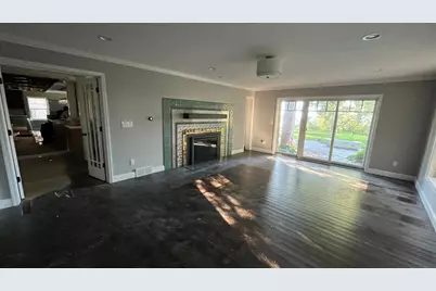 6942 N Barnett Ln, Fox Point, WI 53217 - Photo 7
