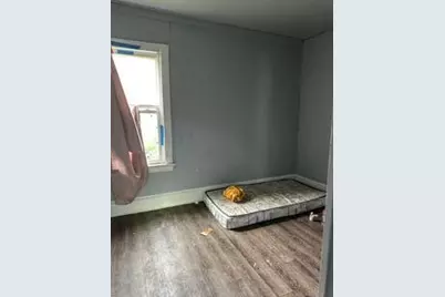 2468 N 38th St, Milwaukee, WI 53210 - Photo 13