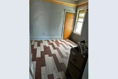 2468 N 38th St, Milwaukee, WI 53210 - Photo 5