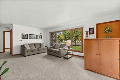 297  Lincoln Dr, West Bend, WI 53095 - Photo 3