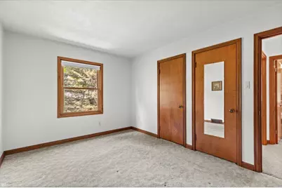 297  Lincoln Dr, West Bend, WI 53095 - Photo 21