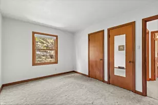 297 Lincoln Dr, West Bend, WI 53095 - Photo 21