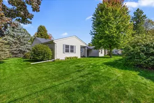 297 Lincoln Dr, West Bend, WI 53095 - Photo 41