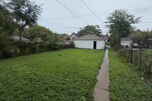 3930 N 24th Pl, Milwaukee, WI 53206 - Photo 29