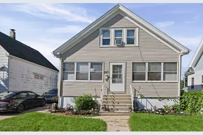 3815 S Pennsylvania Ave, Saint Francis, WI 53235 - Photo 1