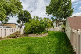 1972 S 90th St, West Allis, WI 53227 - Photo 31