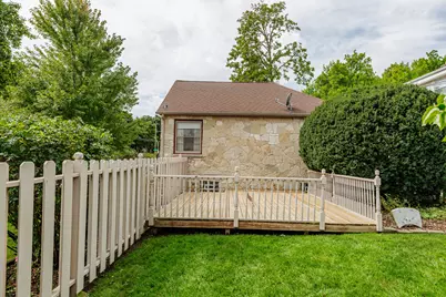 1972 S 90th St, West Allis, WI 53227 - Photo 33