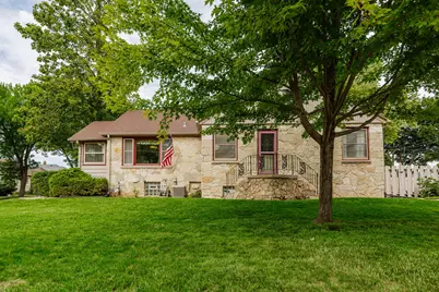 1972 S 90th St, West Allis, WI 53227 - Photo 37