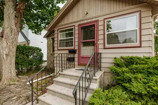 1972 S 90th St, West Allis, WI 53227 - Photo 3