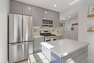 4365 S Quincy Ave, Milwaukee, WI 53207 - Photo 11