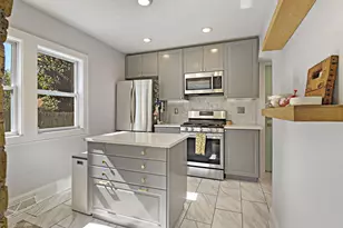 4365 S Quincy Ave, Milwaukee, WI 53207 - Photo 9