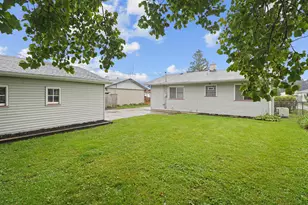 1904 87th St, Kenosha, WI 53143 - Photo 21