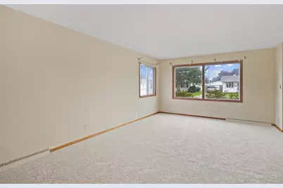1904  87th St, Kenosha, WI 53143 - Photo 7