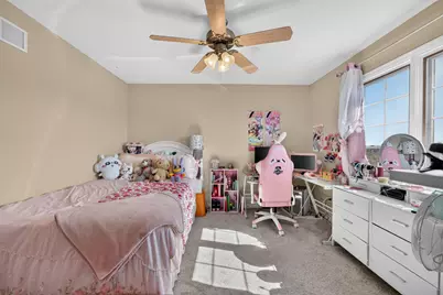 5780  Stefanie Way, Racine, WI 53108 - Photo 33