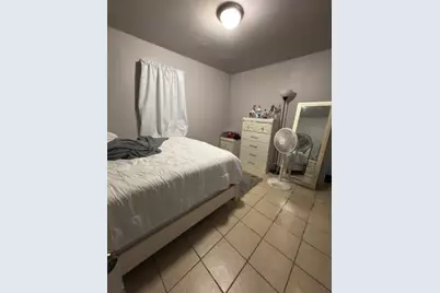 2206 S 5th Pl, Milwaukee, WI 53207 - Photo 11