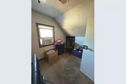 2206 S 5th Pl, Milwaukee, WI 53207 - Photo 25