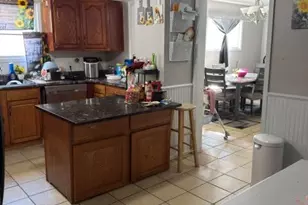 2206 S 5th Pl, Milwaukee, WI 53207 - Photo 3