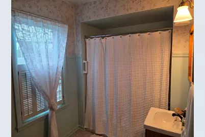 910  Dillingham Ave, Sheboygan, WI 53081 - Photo 11
