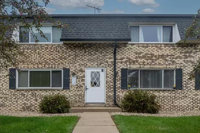 10340 W Whitnall Edge Dr #103, Franklin, WI 53132 - Photo 7