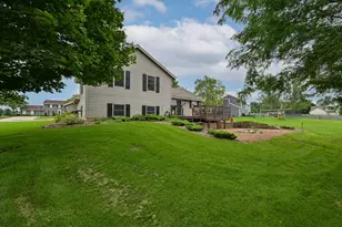 28941 Golden Cir, Racine, WI 53185 - Photo 29