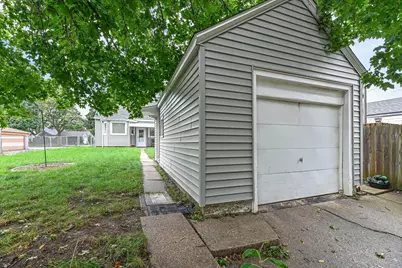 3852 S 5th St, Milwaukee, WI 53207 - Photo 21