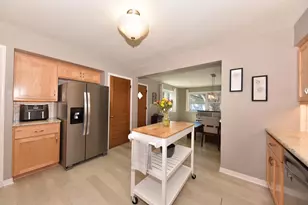 3429 N 95th St, Milwaukee, WI 53222 - Photo 5