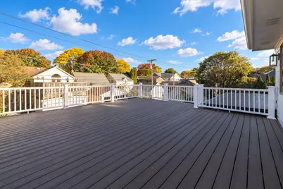 4840 N Larkin St, Whitefish Bay, WI 53217 - Photo 5