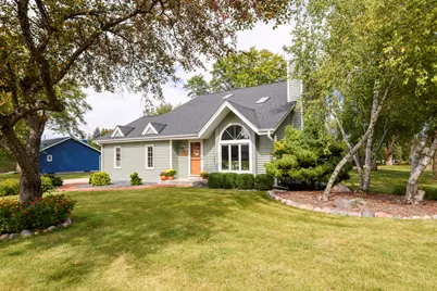 W235N7102  Prairie Ln, Sussex, WI 53089 - Photo 1