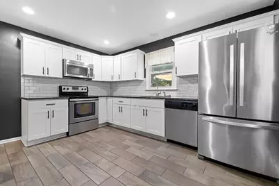 1408  Meadowlane Ave, Racine, WI 53406 - Photo 7