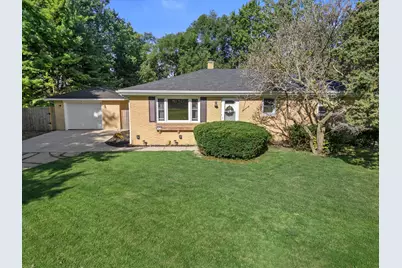 1408  Meadowlane Ave, Racine, WI 53406 - Photo 1