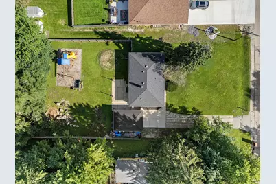 1408  Meadowlane Ave, Racine, WI 53406 - Photo 3