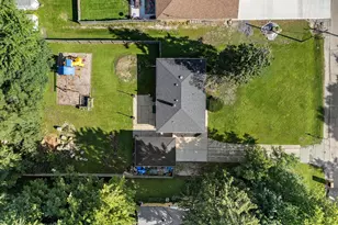 1408 Meadowlane Ave, Racine, WI 53406 - Photo 3