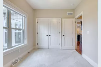 W298N3396 S Imperial Dr, Delafield, WI 53072 - Photo 39