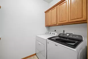 W206N16187 Stonebrook Dr, Jackson, WI 53037 - Photo 17