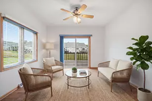 W206N16187 Stonebrook Dr, Jackson, WI 53037 - Photo 5