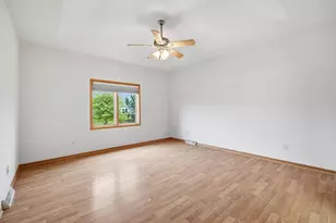 W206N16187 Stonebrook Dr, Jackson, WI 53037 - Photo 9