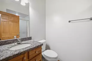W206N16187 Stonebrook Dr, Jackson, WI 53037 - Photo 15