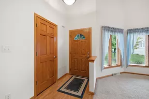 W206N16187 Stonebrook Dr, Jackson, WI 53037 - Photo 17