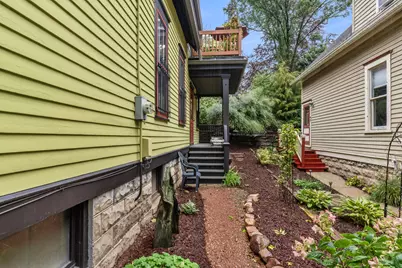 134 E Vine St, Milwaukee, WI 53212 - Photo 29