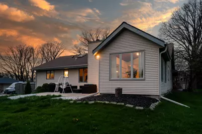 9541 W Ruby Ave, Wauwatosa, WI 53225 - Photo 31