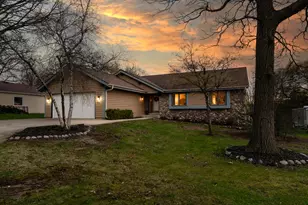 9541 W Ruby Ave, Wauwatosa, WI 53225 - Photo 1