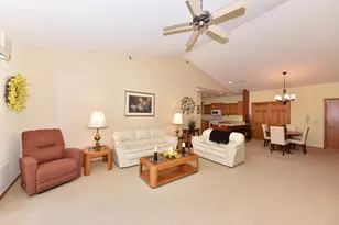 223 5th St, Hartford, WI 53027 - Photo 7